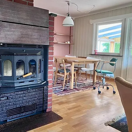 Sentralt Hus Med 5 Soverom. Alta